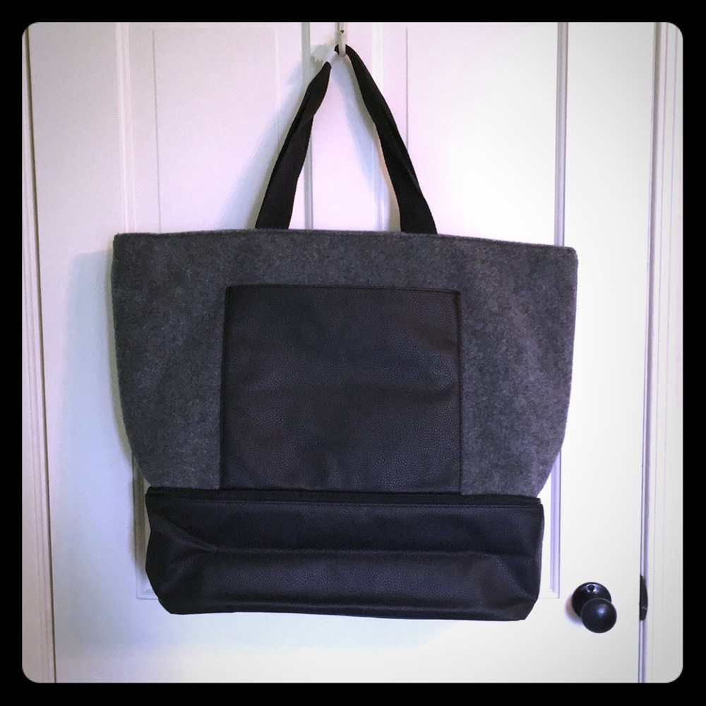 DSW Tote Bag With Shoe Compartment